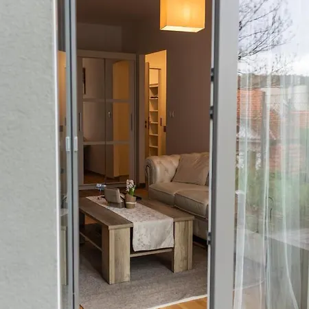 Rezidence Hadovita Apartment Prag